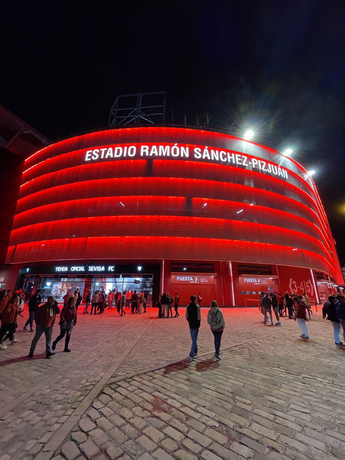Supporters lors d'un match de FC Séville — voyage football AMARDI